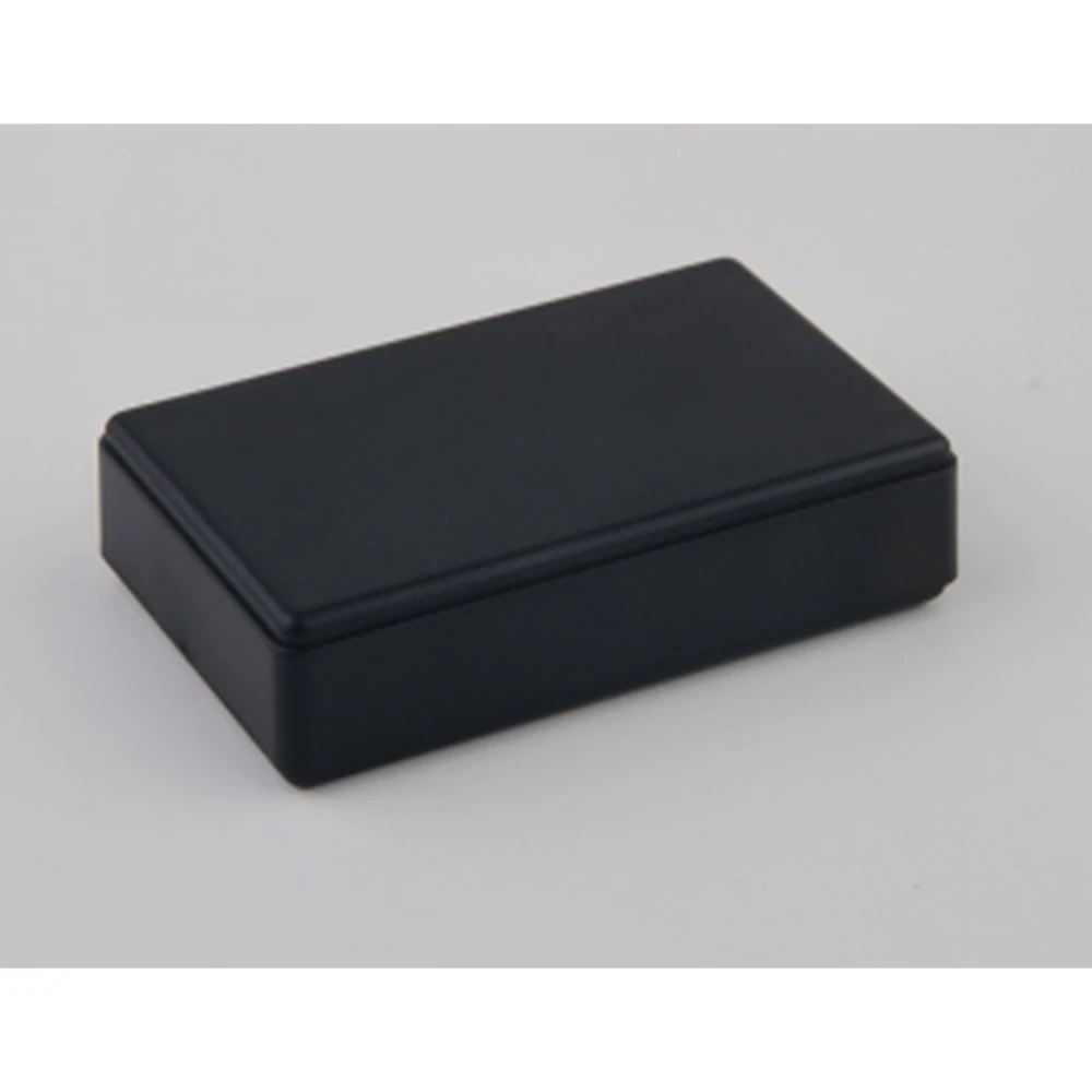 Robust og hermetisk plastikboks til projekter 80x50x21mm