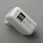 Dual USB-vægoplader 2,1A og 1A til tablets og mobiler