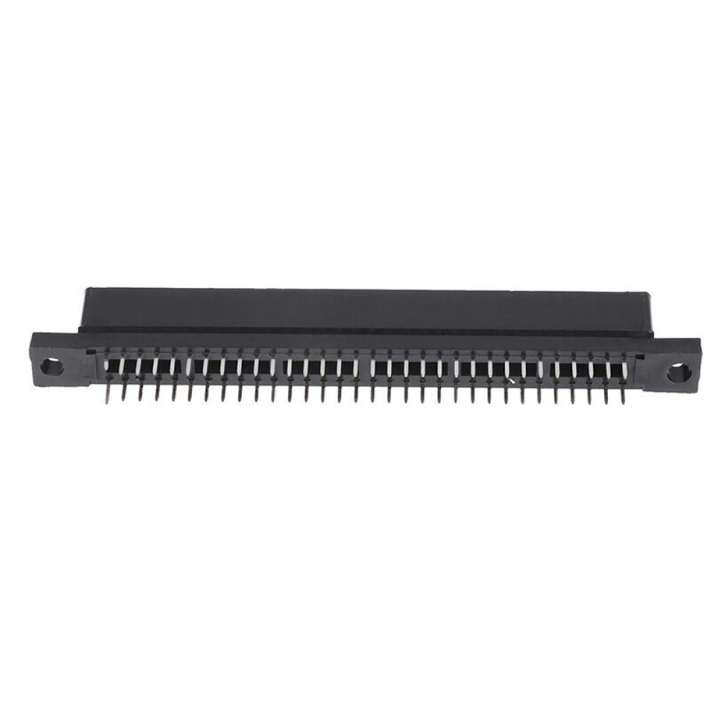 Conector Sega Mega Drive 64 pines instalado en placa base