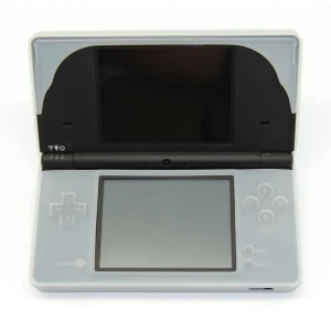 Hvidt silikoneetui til Nintendo DSI for beskyttelse og komfort