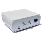 Detalle de las conexiones y controles del generador de funciones arbitrario FY3212S 12MHz