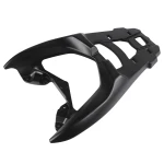 Soporte parrilla trasera instalado en Yamaha NMAX 125 o 155 modelo 2021-2024