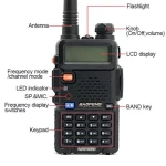 Baofeng UV-5R 8W walkie talkie med øresnegl og VHF/UHF